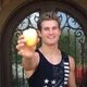Illustration for article titled Sage Northcutt Wants To See You Rip An Apple